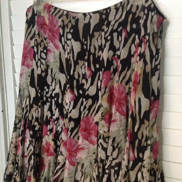 Ice Dresses & Skirts - ICE Floral Lined Skirt Plus Size 14